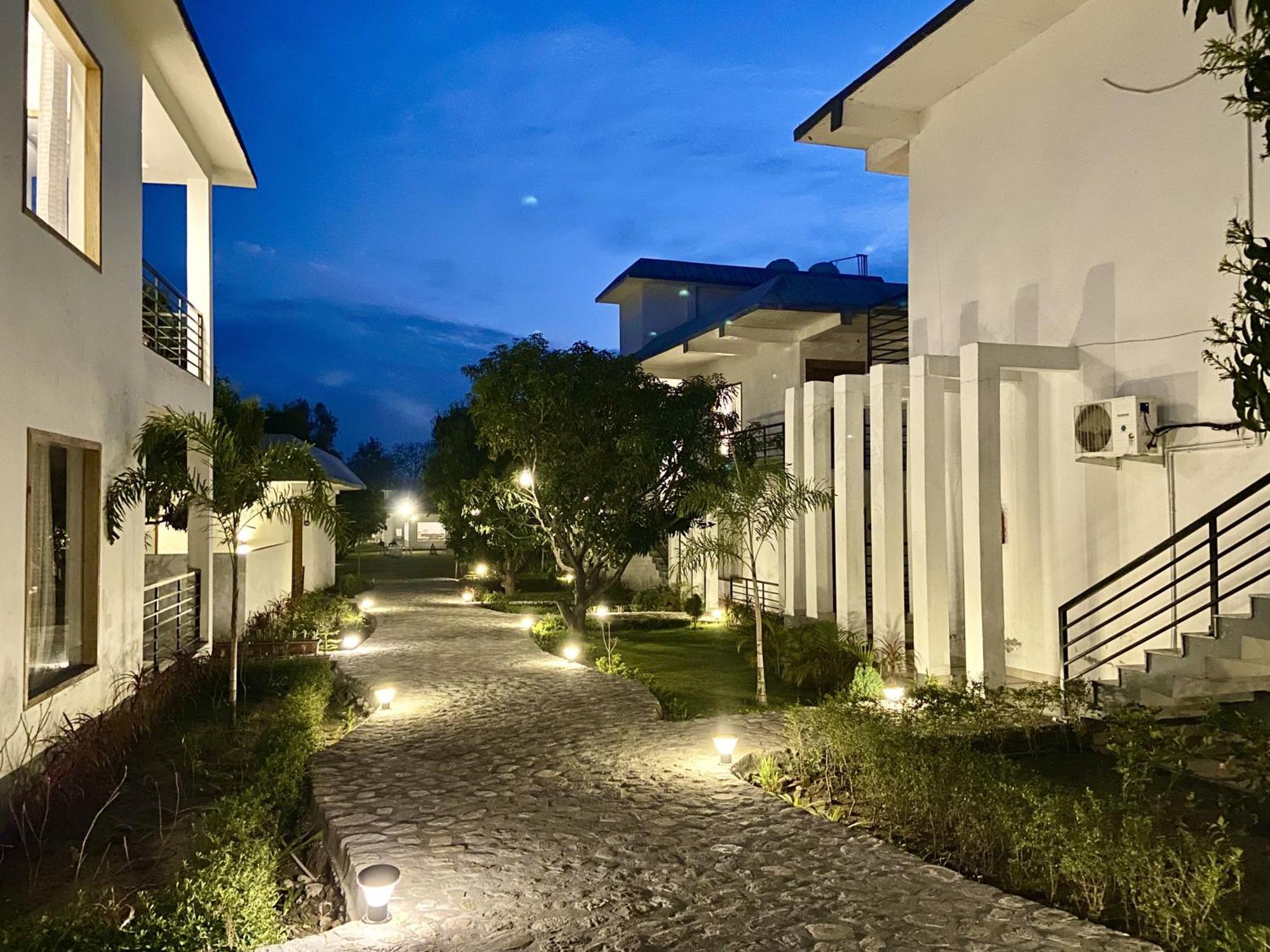 The White Oak Corbett Spa & Resort 람나가르 외부 사진